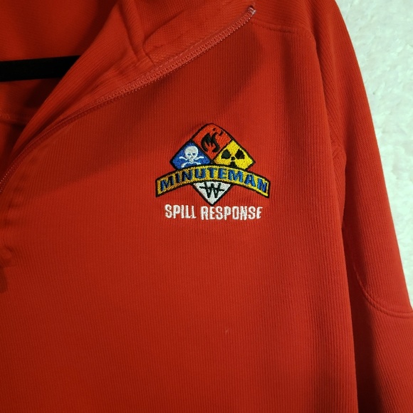 Cutter & Buck | Quarter Zip Red Sweater XL - Picture 3 of 5